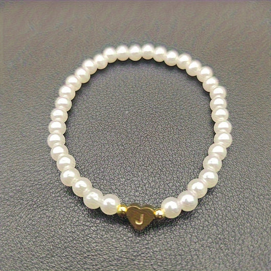 Chic Bracelet With A-Z Initial And Heart