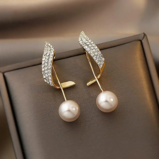 Chic Gold Dangle Earrings With Pearls
